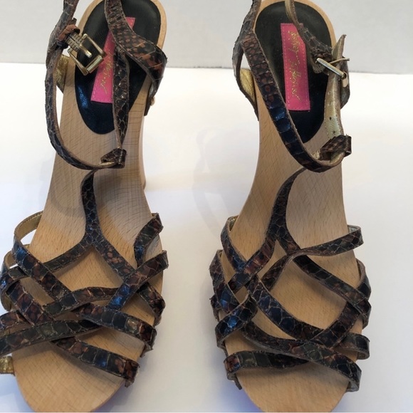 Betsey Johnson High Heels - Picture 9 of 10